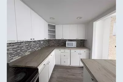 7545 E Treasure Dr #9H, North Bay Village, FL 33141 - Photo 6