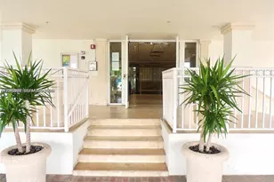 7545 E Treasure Dr, North Bay Village, FL 33141 - Photo 28
