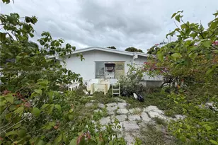 16225 NE 2nd Ave, Miami, FL 33162 - Photo 4