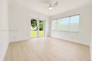 9602 NW 80th Pl, Tamarac, FL 33321 - Photo 8