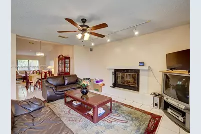 1925 SE Floresta Dr, Port Saint Lucie, FL 34983 - Photo 12