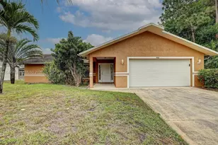 1925 SE Floresta Dr, Port Saint Lucie, FL 34983 - Photo 2