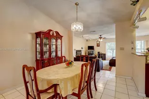 1925 SE Floresta Dr, Port Saint Lucie, FL 34983 - Photo 6