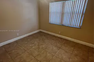 7830 NW 33rd St, Davie, FL 33024 - Photo 10