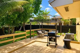 5788 Woodland Point Dr, Tamarac, FL 33319 - Photo 6