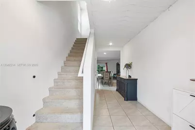 12276 SW Nettuno Way, Port Saint Lucie, FL 34987 - Photo 8