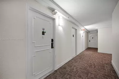 2750 NE 183rd St #2410, Aventura, FL 33160 - Photo 34