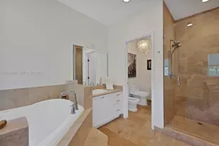 18345 NE 30th Pl, Aventura, FL 33160 - Photo 16
