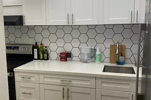 1000 West Ave, Miami Beach, FL 33139 - Photo 4