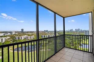 20301 W Country Club Dr, Aventura, FL 33180 - Photo 6