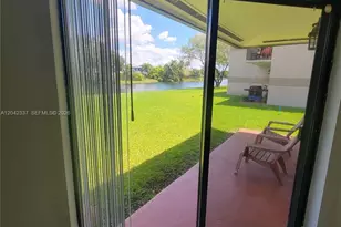 9877 Nob Hill Ln, Sunrise, FL 33351 - Photo 6