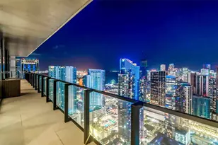 20 NE 11th St, Miami, FL 33132 - Photo 6