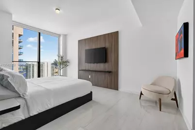 20 NE 11th St #6003, Miami, FL 33132 - Photo 12