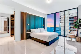 20 NE 11th St, Miami, FL 33132 - Photo 4