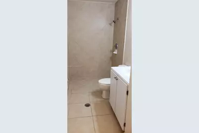138 NW 31st St #138, Miami, FL 33127 - Photo 4