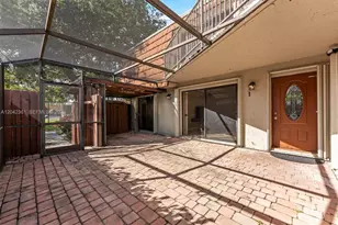11867 SW 13th Ct, Davie, FL 33325 - Photo 2