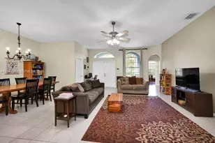 2405 SE 5th Ct, Homestead, FL 33033 - Photo 12