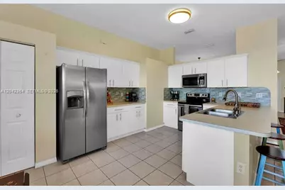 2405 SE 5th Ct, Homestead, FL 33033 - Photo 20