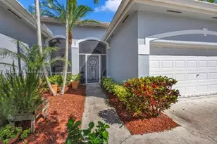 2405 SE 5th Ct, Homestead, FL 33033 - Photo 6