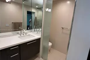 900 Biscayne Blvd, Miami, FL 33132 - Photo 12