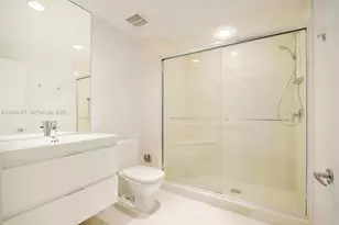 17301 Biscayne Blvd, North Miami Beach, FL 33160 - Photo 26
