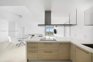17301 Biscayne Blvd, North Miami Beach, FL 33160 - Photo 8