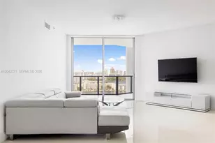 17301 Biscayne Blvd, North Miami Beach, FL 33160 - Photo 12
