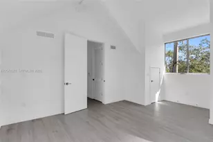 3204 Plaza St, Miami, FL 33133 - Photo 30