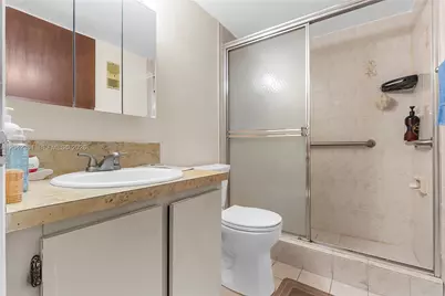 1800 W 54th St #209, Hialeah, FL 33012 - Photo 24