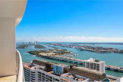 1750 N Bayshore Dr #5212, Miami, FL 33132 - Photo 2
