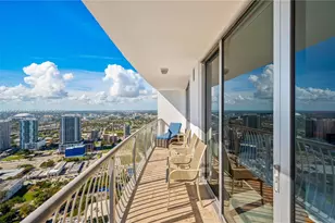 1750 N Bayshore Dr, Miami, FL 33132 - Photo 26