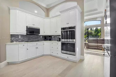 5755 NW 72nd Way, Parkland, FL 33067 - Photo 10