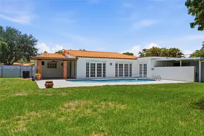 8197 W 14th Ct, Hialeah, FL 33014 - Photo 8