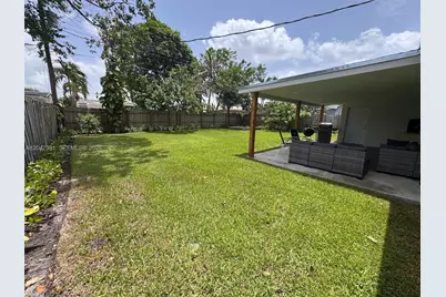 8130 NW 12th St, Pembroke Pines, FL 33024 - Photo 12