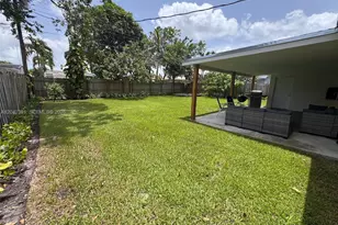 8130 NW 12th St, Pembroke Pines, FL 33024 - Photo 12