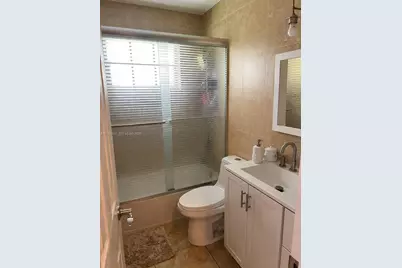 8130 NW 12th St, Pembroke Pines, FL 33024 - Photo 4