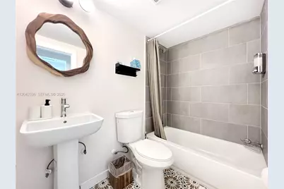 1240 NE 17th Ave #1, Fort Lauderdale, FL 33304 - Photo 26