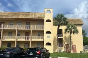8285 Sunrise Lakes Blvd, Sunrise, FL 33322 - Photo 2