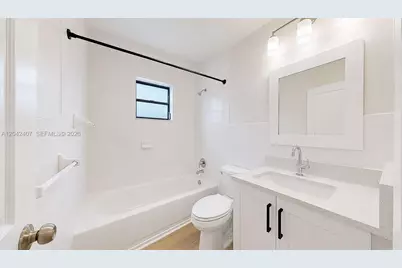 1670 W 42nd St #1672, Hialeah, FL 33012 - Photo 24