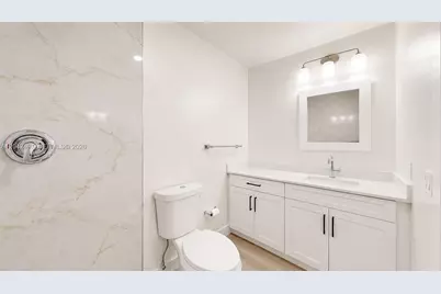 1670 W 42nd St #1672, Hialeah, FL 33012 - Photo 32