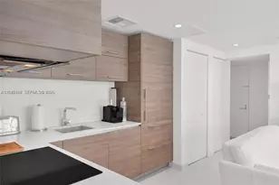1300 S Miami Ave, Miami, FL 33130 - Photo 18