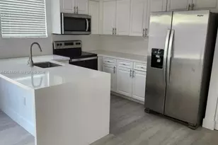 5245 NW 112th Ave, Doral, FL 33178 - Photo 10