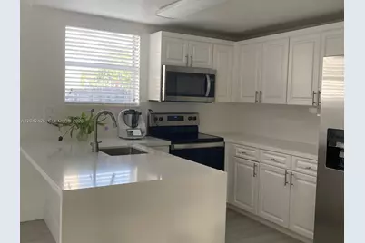 5245 NW 112th Ave #8, Doral, FL 33178 - Photo 8