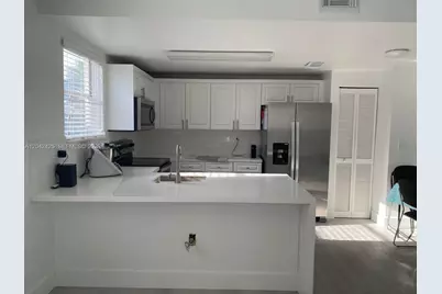 5245 NW 112th Ave #8, Doral, FL 33178 - Photo 8