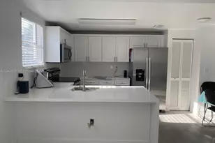 5245 NW 112th Ave, Doral, FL 33178 - Photo 8