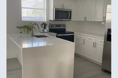 5245 NW 112th Ave #8, Doral, FL 33178 - Photo 10