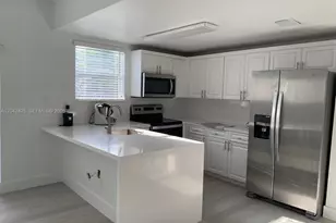 5245 NW 112th Ave, Doral, FL 33178 - Photo 4