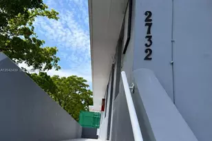 2732 SW 22nd St, Miami, FL 33133 - Photo 1
