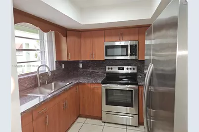 11071 NW 7th St #104-15, Miami, FL 33172 - Photo 6