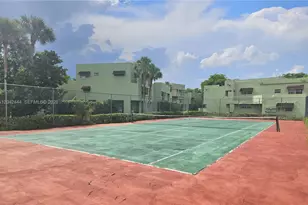 11071 NW 7th St, Miami, FL 33172 - Photo 54